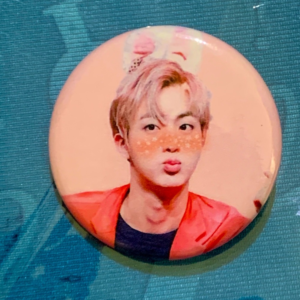BTS Jin pin
